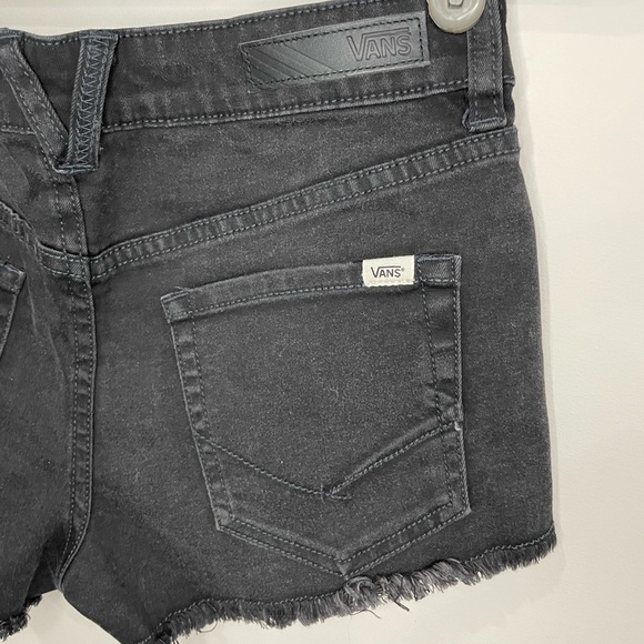Vans NWT Destroyed black mini denim shorts size 5/27 - Picture 8 of 12